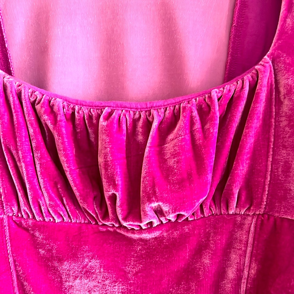 ๐๐๐ FREE PEOPLE HOLD ME TOP SIZE LARGE NWOT PINK VELVET ๐๐๐ - Picture 4 of 11